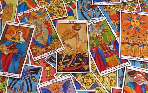 Una por una: las 10 tiradas de tarot más populares